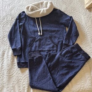 Pajamagram Chalet Cozy Shearling Rollneck Womens Pajama Set M BNWOT